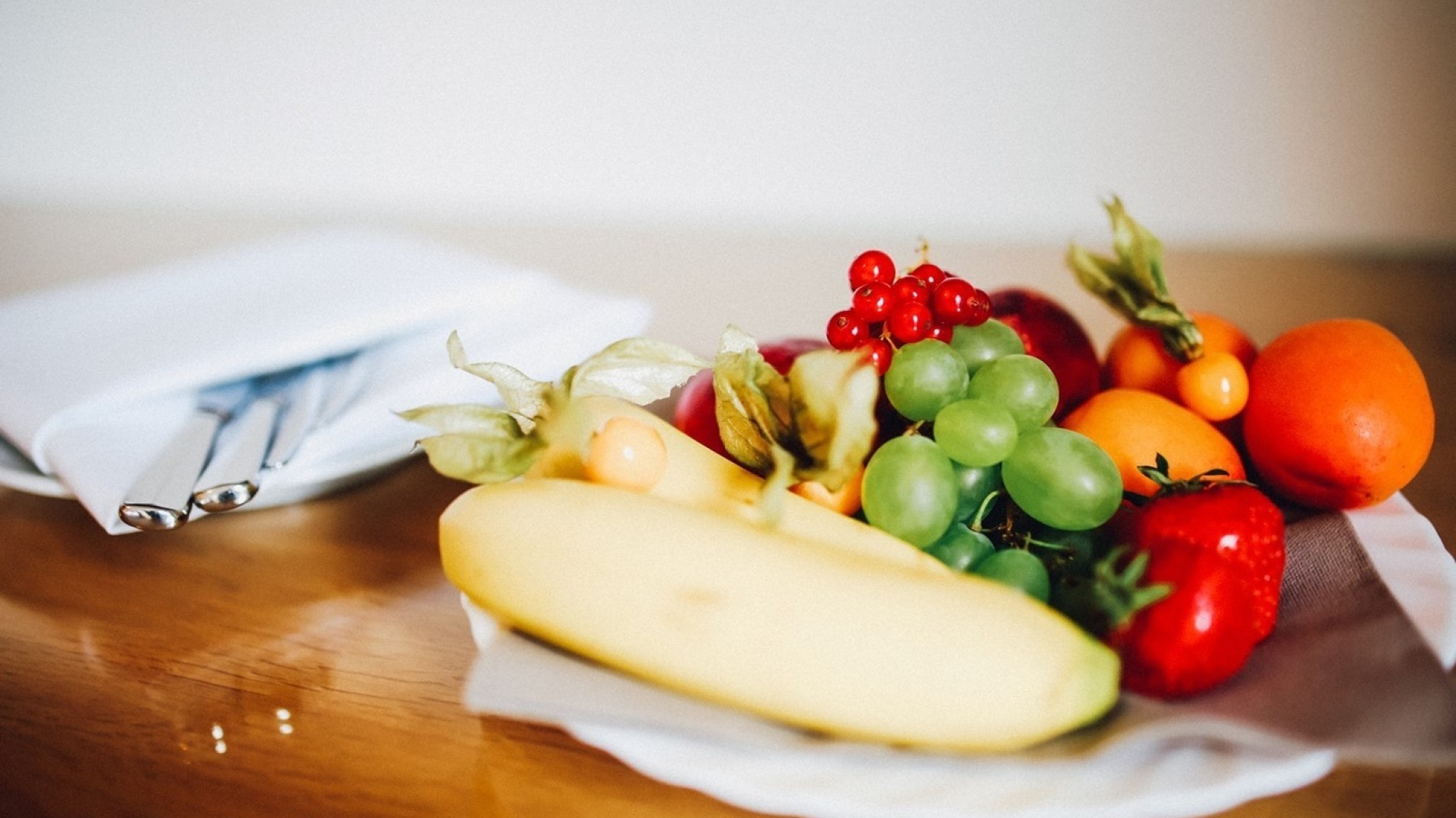 Obstteller zur Begrüßung